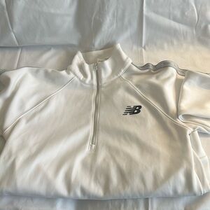 Women New Balance active jacket used